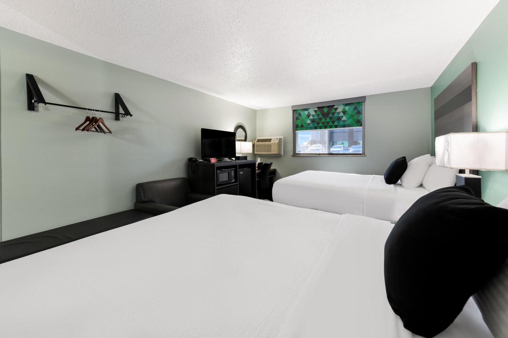Baymont Inn & Suites By Wyndham Liberty Exterior foto