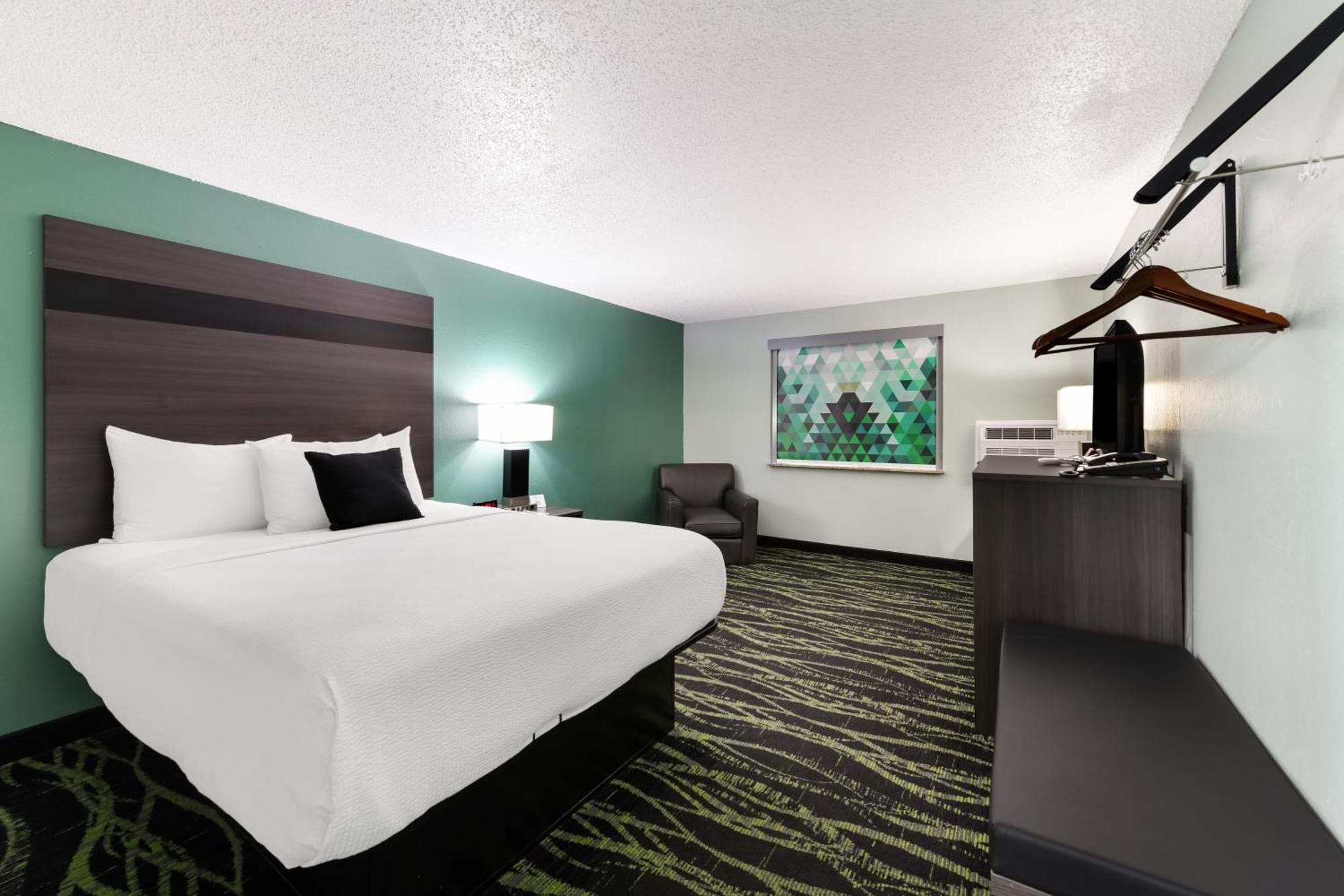 Baymont Inn & Suites By Wyndham Liberty Exterior foto