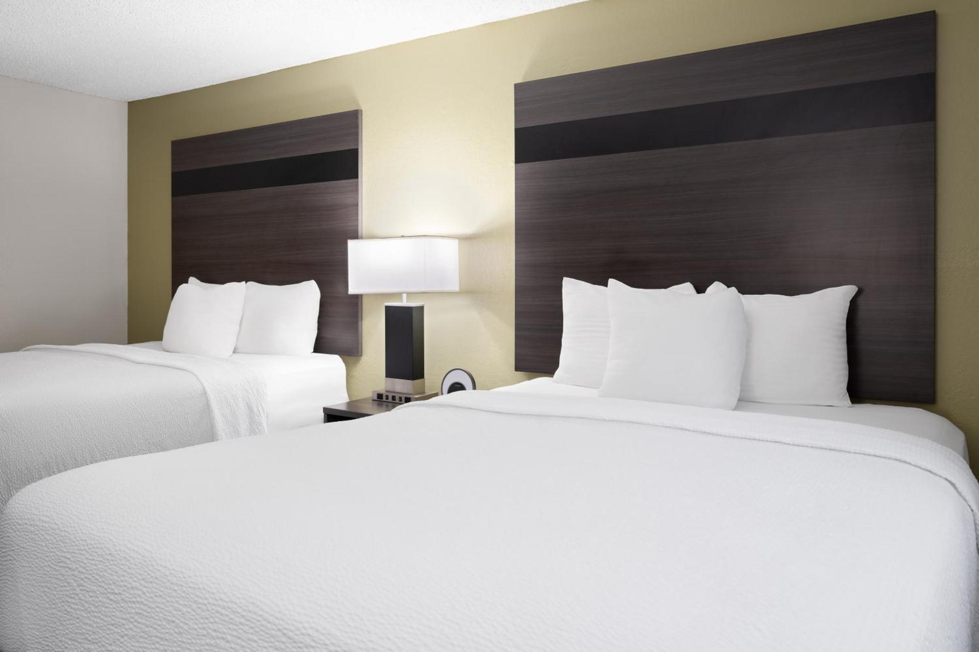 Baymont Inn & Suites By Wyndham Liberty Exterior foto